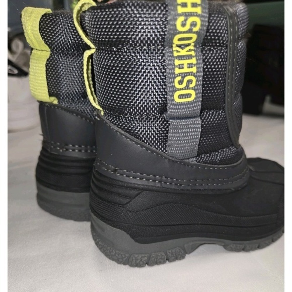 OshKosh B'Gosh Unisex-Child‎ Splash Rain Boot Size 4M Gray And Neon Green